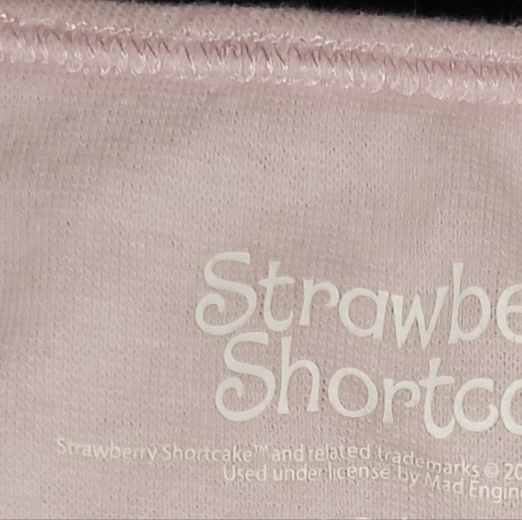 Strawberry Shortcake Tanktop - Picture 4 of 4